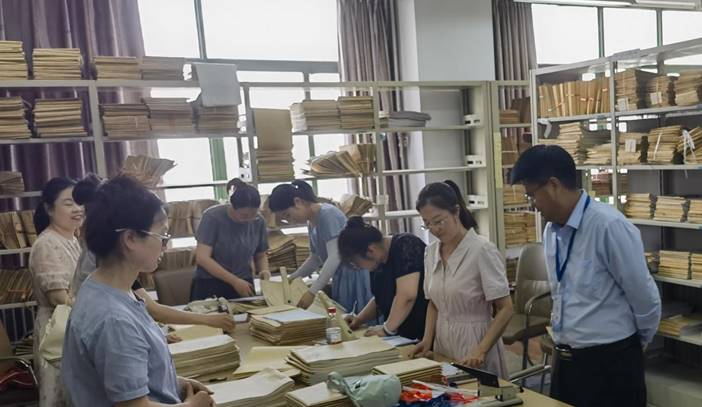 376699fea57c40d25c819538109dc521